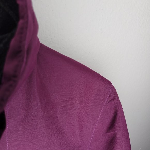 Liquid Snow Ski Jacket Womens Medium Burgundy Water Resistant Zipper Pockets - Picture 3 of 8